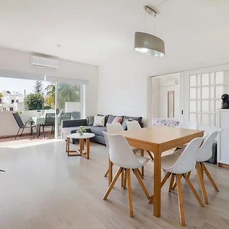 Kissed By The Sun, With Pool, Ac And Tennis Court By Algarve Dream Holidays