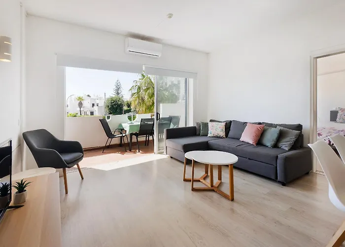 Kissed By The Sun, With Pool, Ac And Tennis Court By Algarve Dream Holidays Albufeira