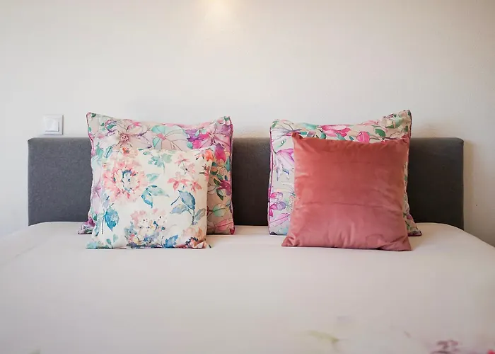 Kissed By The Sun, With Pool, Ac And Tennis Court By Algarve Dream Holidays *